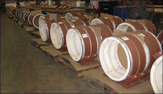 164 wide base sliding insulated supports for 24" and 18" dia. pipe sizes.